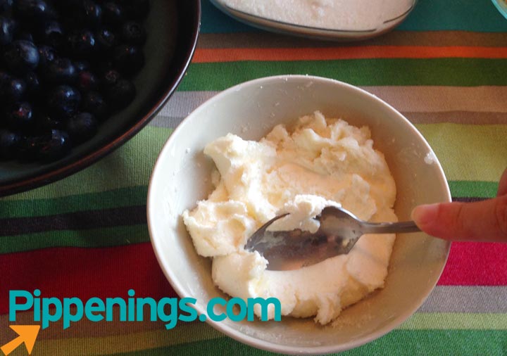 Blueberry pie cream cheese mixture